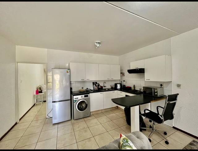 1 BEDROOM APARTMENT FOR SALE IN MORNINGSIDE